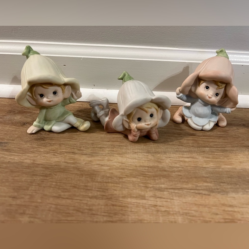 3 Precious Moments Figurines
